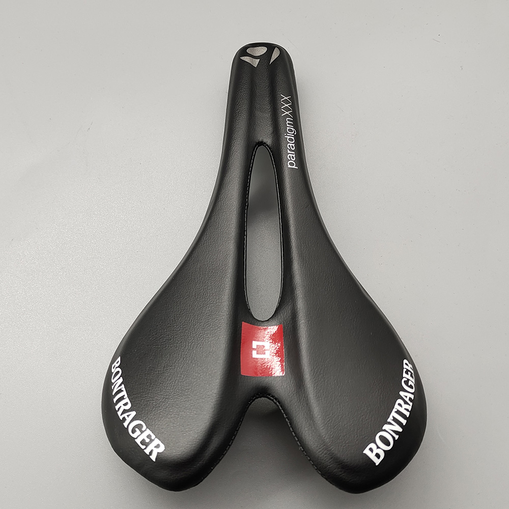 軽量で通気性のある快適なマウンテンバイクサドル - Carbon Fiber Saddle のレビューと価格