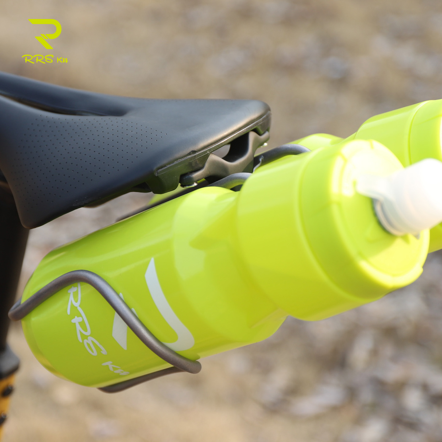 RRSKIT カーボンファイバーバイクシートクッションウォー - Carbon Fiber Saddle のレビューと価格