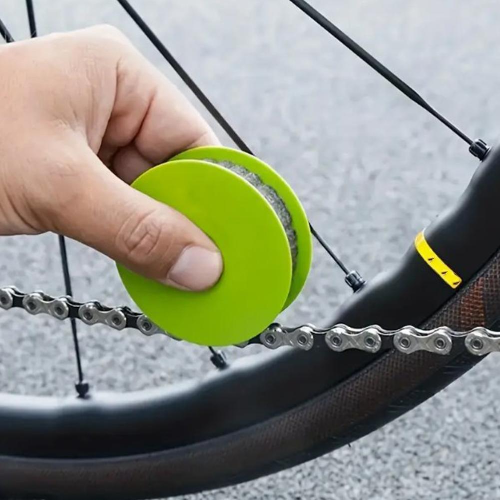携帯用自転車チェーンオイラー ローラー潤滑剤 ルブリケーター - Bicycle Chain Lubricant のレビューと価格